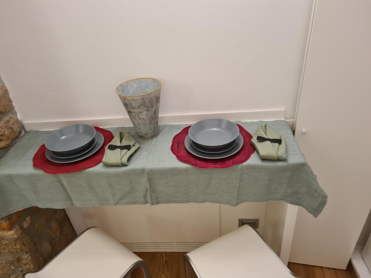 Incantevole Con Jacuzzi Rome Bagian luar foto