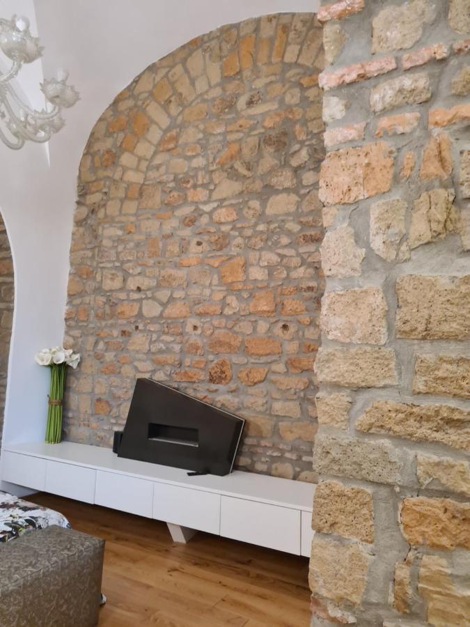 Incantevole Con Jacuzzi Rome Bagian luar foto