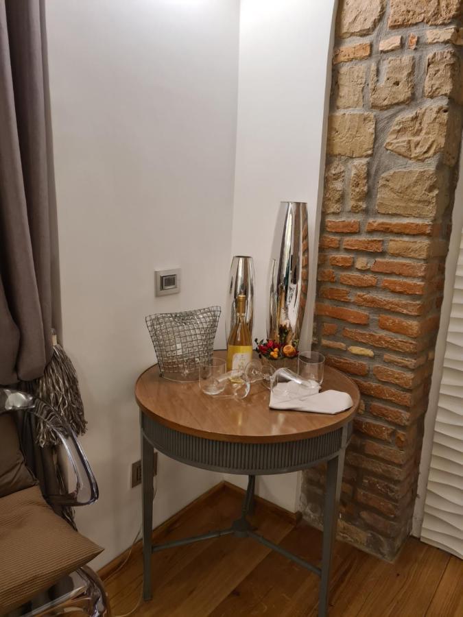 Incantevole Con Jacuzzi Rome Bagian luar foto